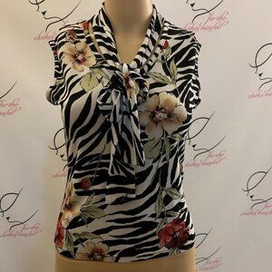 Heavenly. Size Small. Sleeveless. V-neck. Tie. Stretch. Zebra. Top. B105.